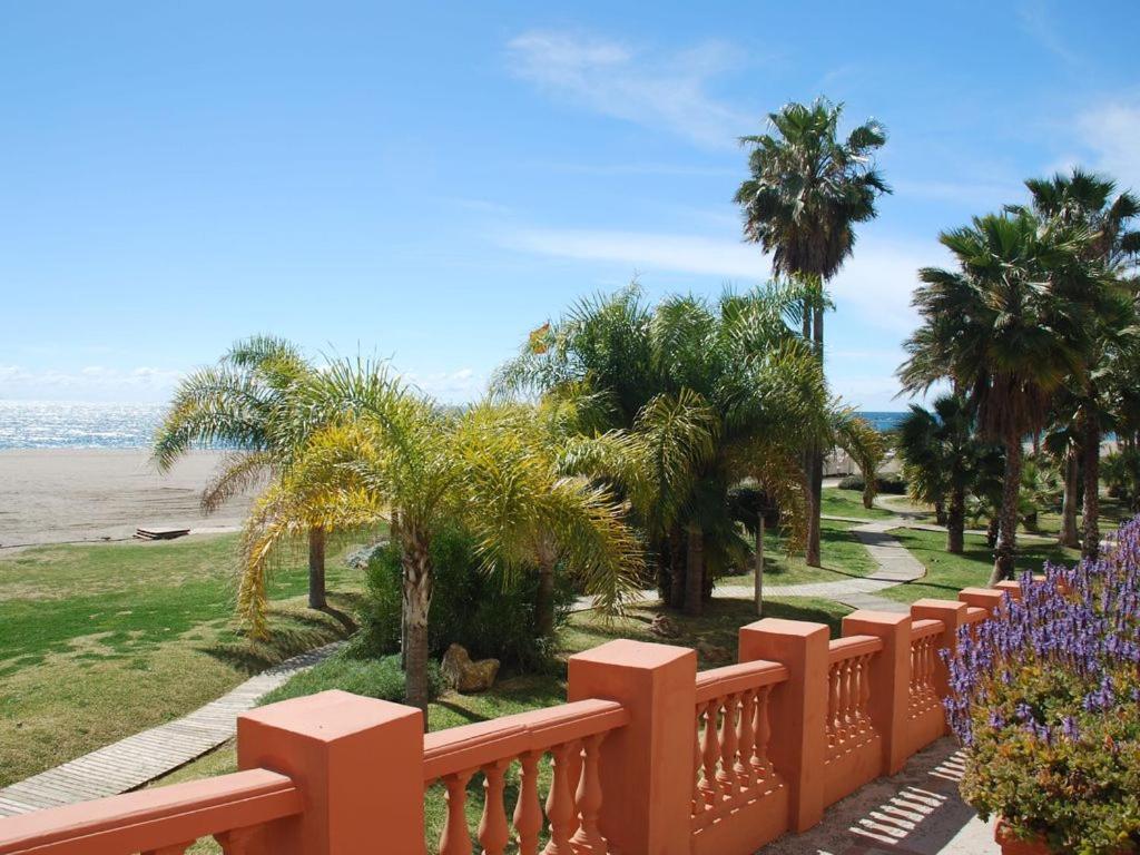 Appartement First Line, To The Beach, 1 Bed , Sleeps